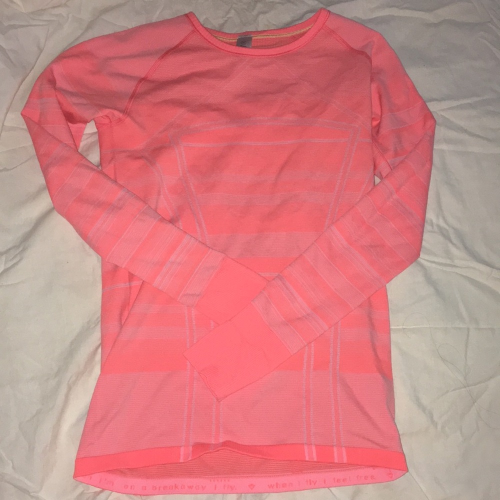Ivivva athletic top